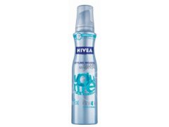 NIVEA tužidlo na vlasy volume