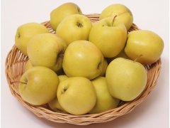 JABLKA žlutá GOLDEN delicius 75+ BOX Itálie