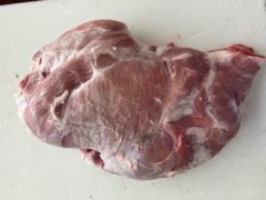 VEPŘOVÁ KÝTA bez kosti - cca 3 - 4kg VEPŘOVÁ KÝTA bez kosti - cca 3 - 4kg